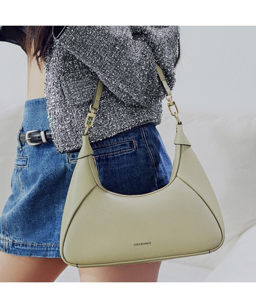 Stylish all-in-one minimalist commuter crossbody underarm bag