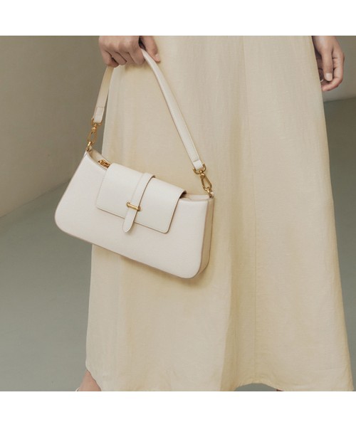 New temperament High fashion commuter texture simple shoulder underarm bag